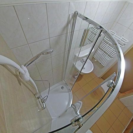Hostel "Na Bocianowie" Bydgoszcz Luaran gambar