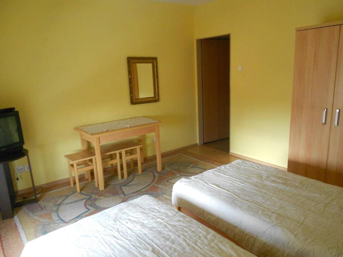 Hostel "Na Bocianowie" Bydgoszcz Luaran gambar