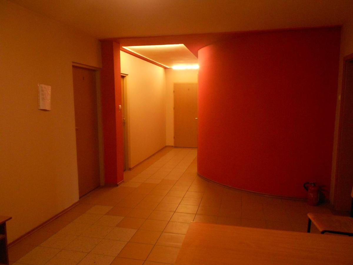 Hostel "Na Bocianowie" Bydgoszcz Luaran gambar