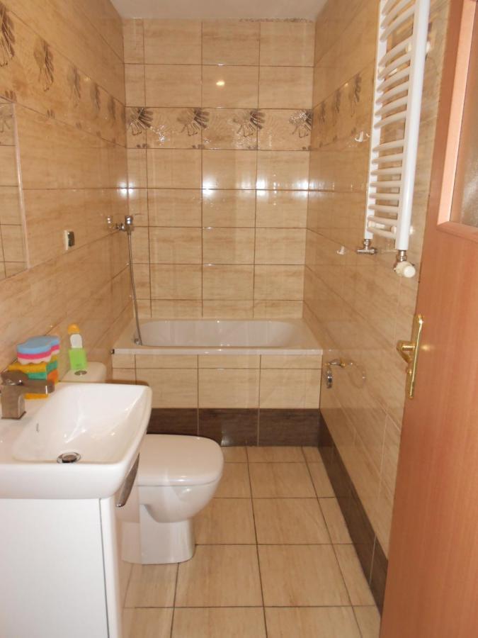 Hostel "Na Bocianowie" Bydgoszcz Luaran gambar