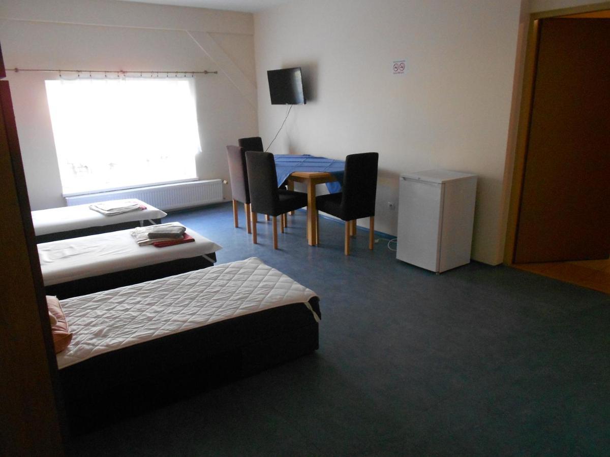 Hostel "Na Bocianowie" Bydgoszcz Luaran gambar