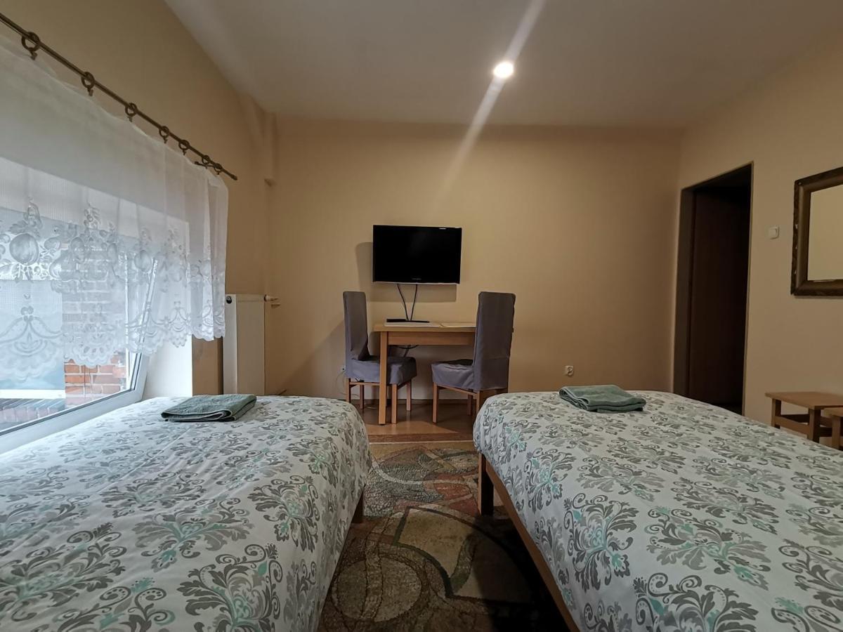 Hostel "Na Bocianowie" Bydgoszcz Luaran gambar