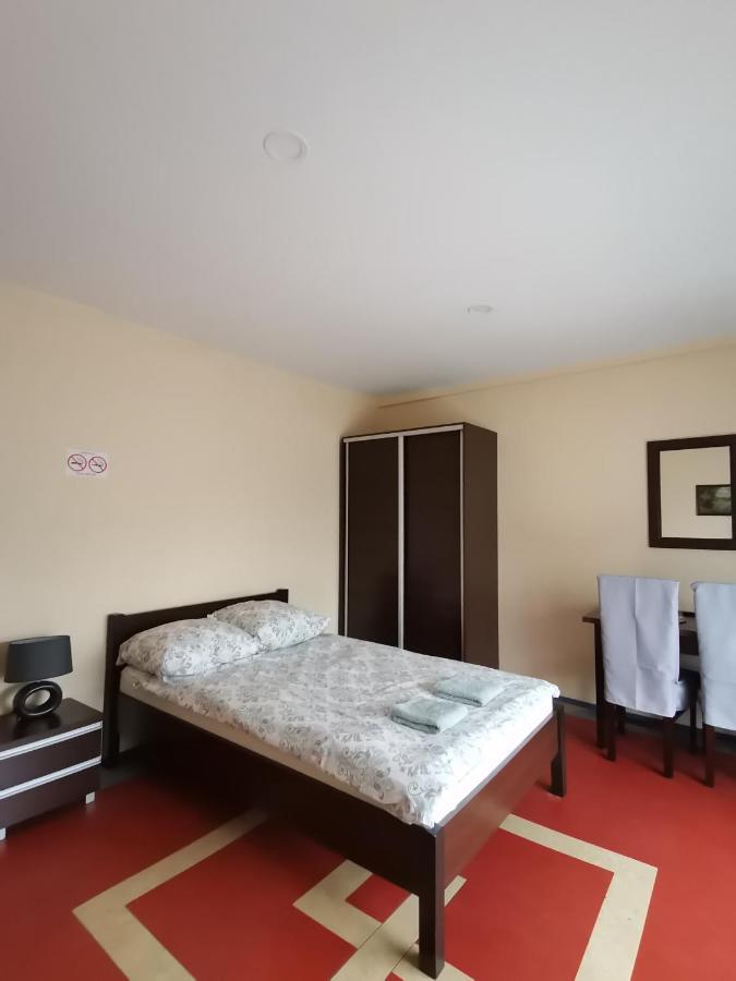 Hostel "Na Bocianowie" Bydgoszcz Luaran gambar