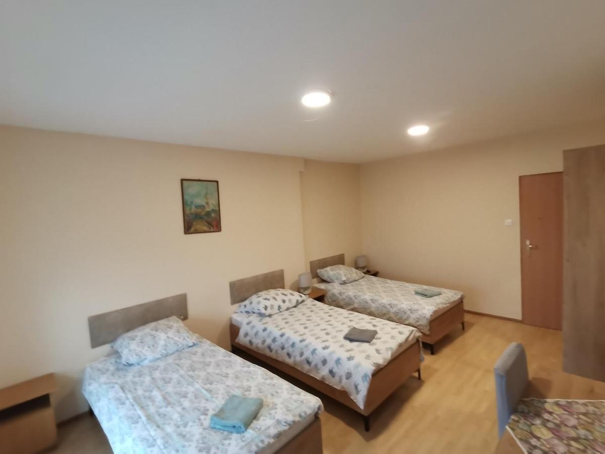 Hostel "Na Bocianowie" Bydgoszcz Luaran gambar