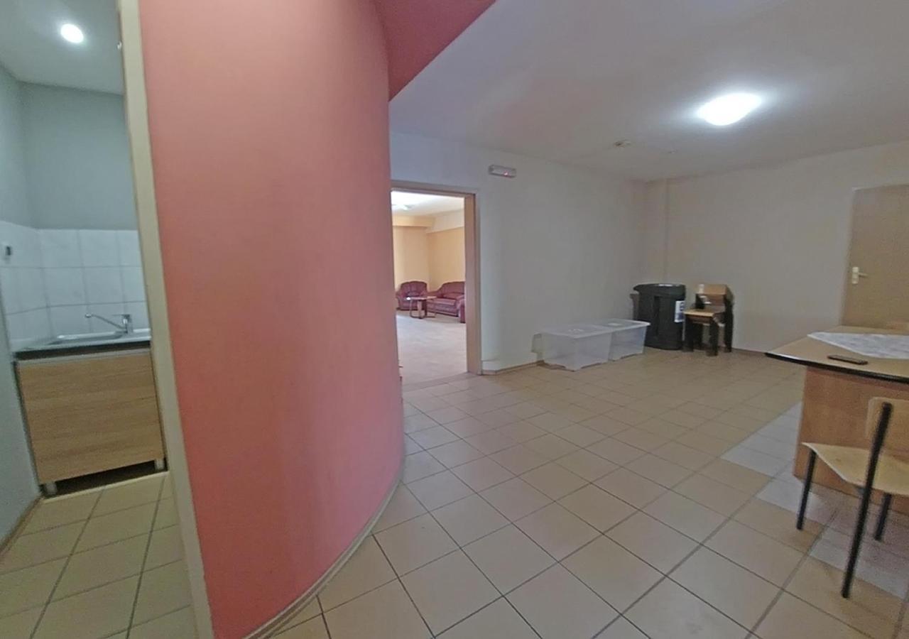 Hostel "Na Bocianowie" Bydgoszcz Luaran gambar
