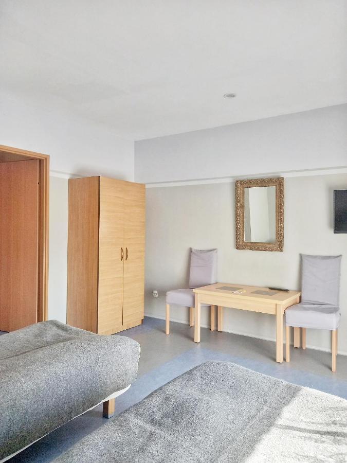 Hostel "Na Bocianowie" Bydgoszcz Luaran gambar
