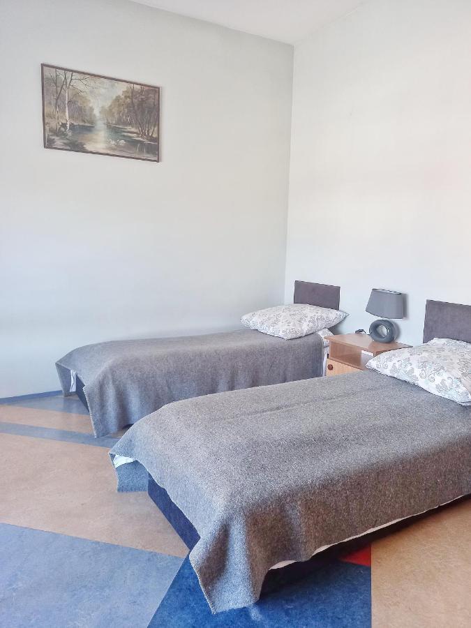 Hostel "Na Bocianowie" Bydgoszcz Luaran gambar